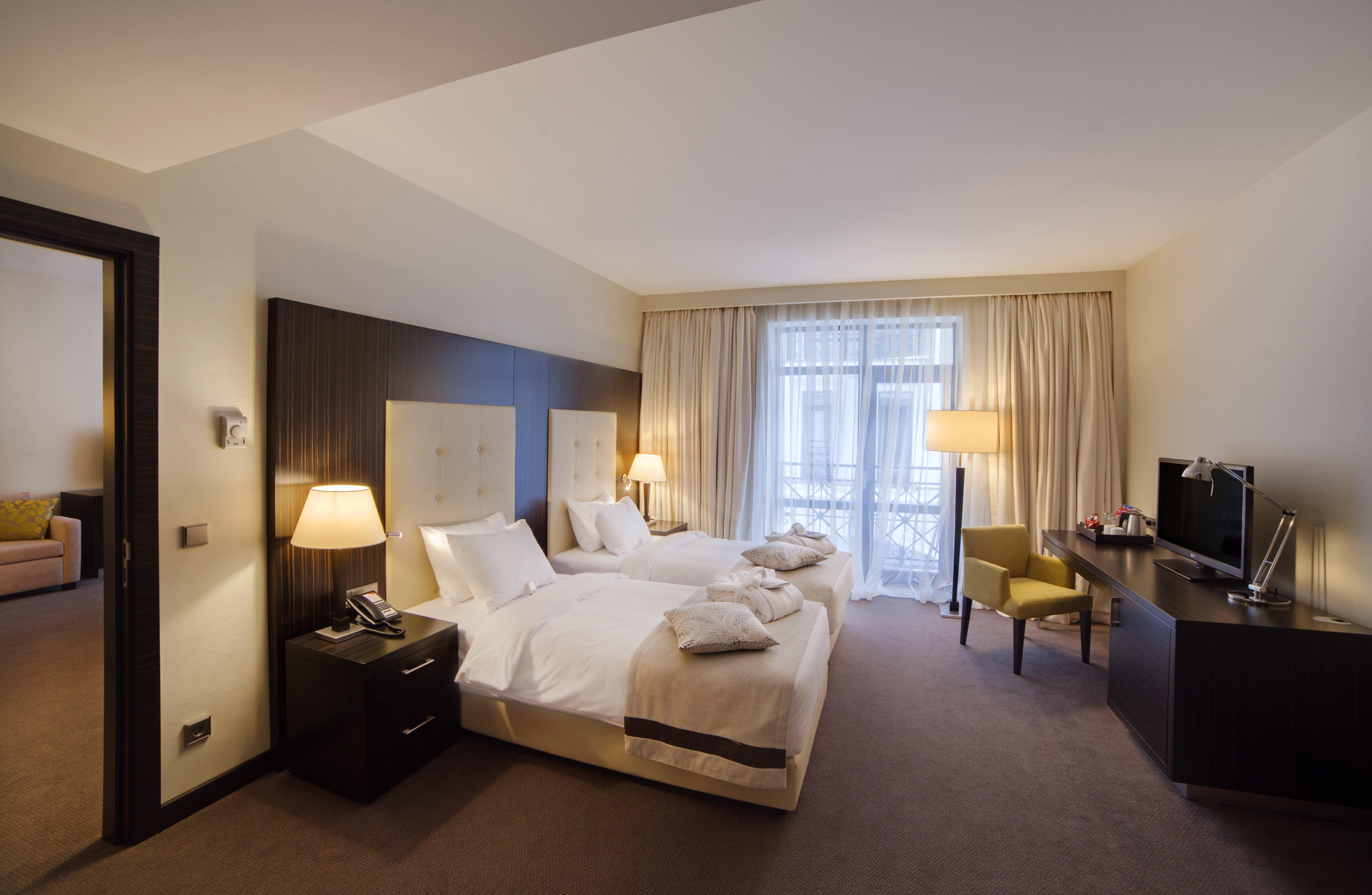 Crowne Plaza - Borjomi By Ihg Hotel Luaran gambar A room at the hotel