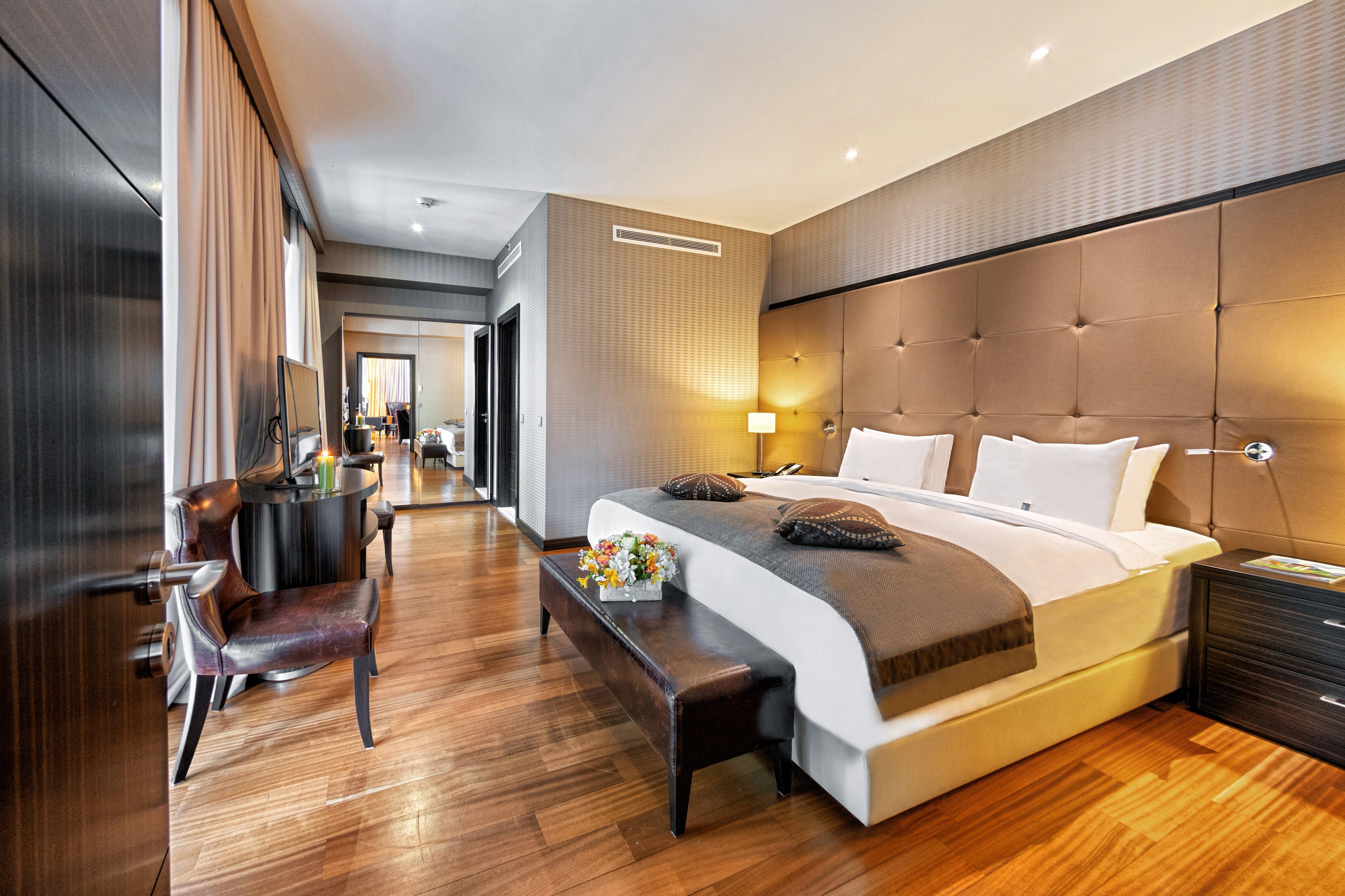 Crowne Plaza - Borjomi By Ihg Hotel Luaran gambar A suite at the hotel